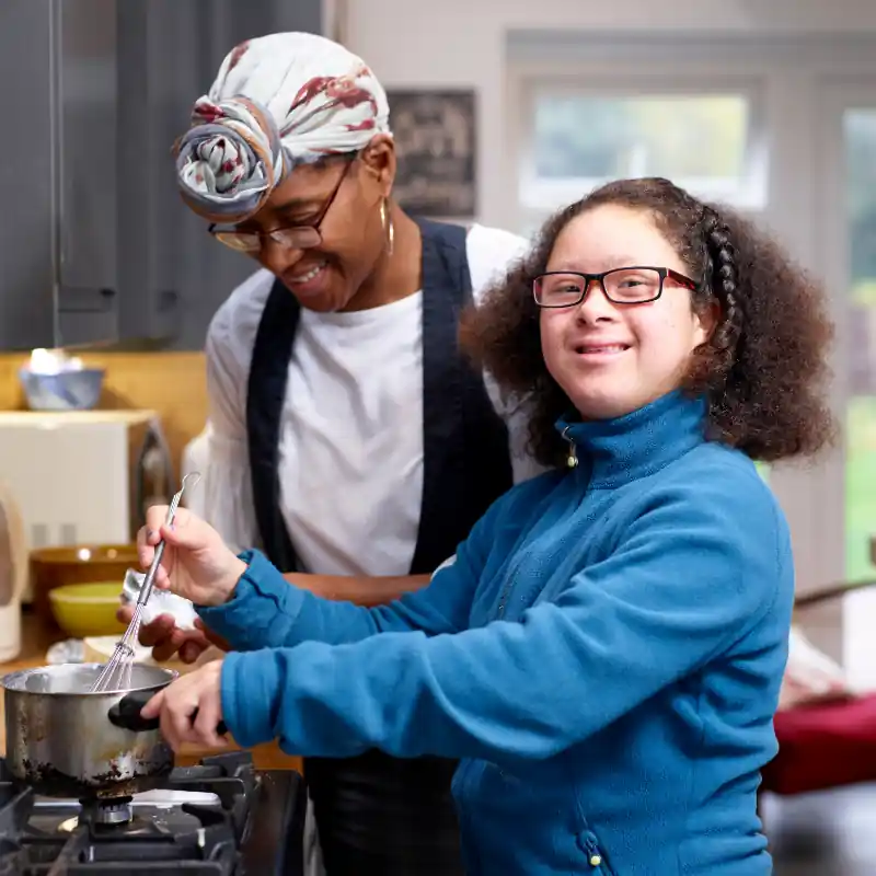 Atelier de cuisine avec une personne handicapée